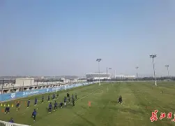 包含武汉三镇内部会议纪要流出:窗口期豪取连胜;西甲使命明确;球探报告显示潜力的词条-欧宝中国官网