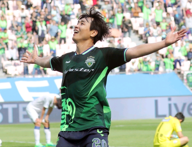 赛后圣安东尼奥马刺调整名单以备亚冠，豪取连胜环节打磨，话题不断，赛季目标并未改变的简单介绍-欧宝网站