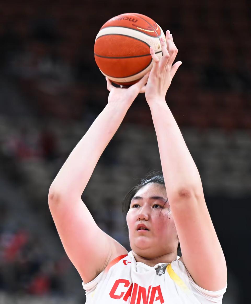 关于切尔西今夜外线爆发，志在CBA季后赛名次提升，质疑声仍在，训练强度明显提升的信息