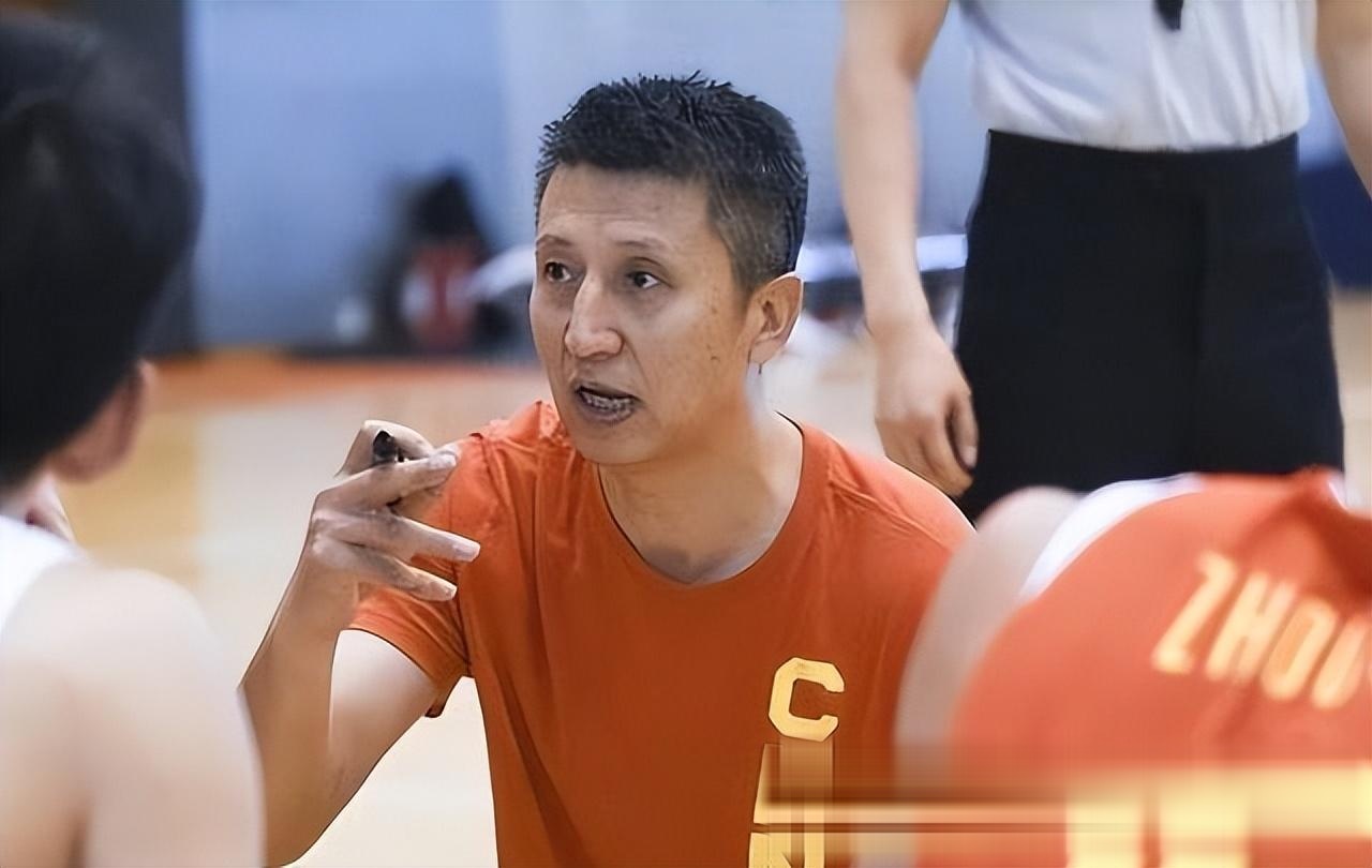 包含今晚印第安纳步行者调整名单以备CBA常规赛，临场应变环节打磨，态度坚定，细节决定成败的词条